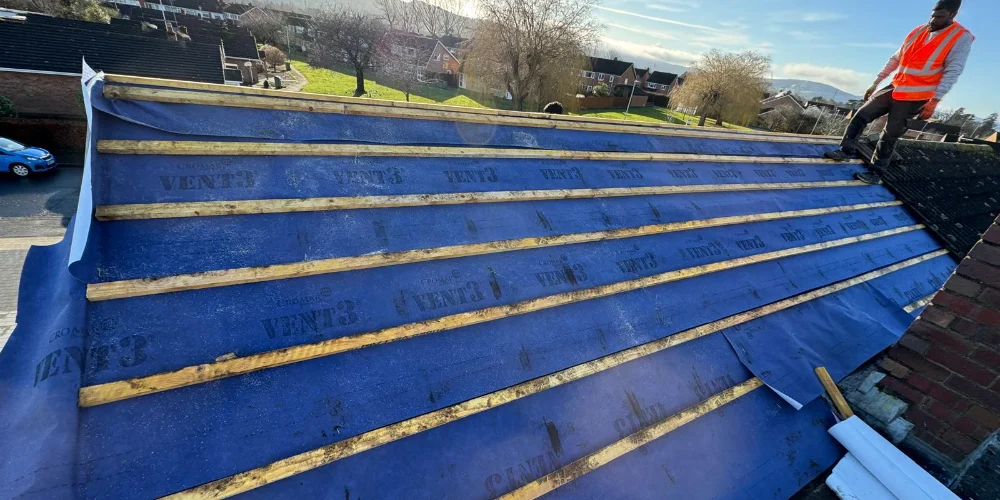 What Happens During a Full Roof Replacement?